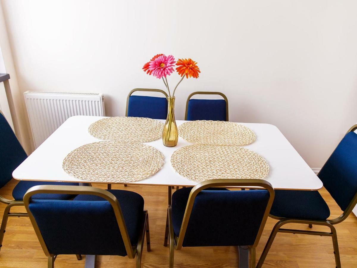 Mandeville Rooms Northolt  Ruang foto